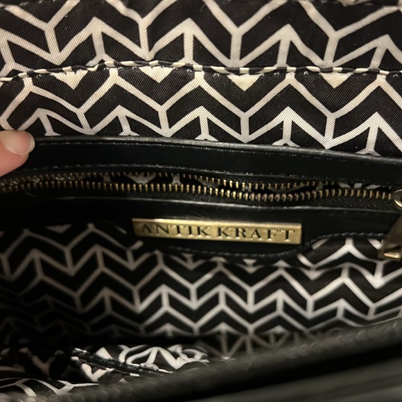 Antik Kraft Vegan Leather Black Studded Fringed Saddle Bag - Picture 3 of 5